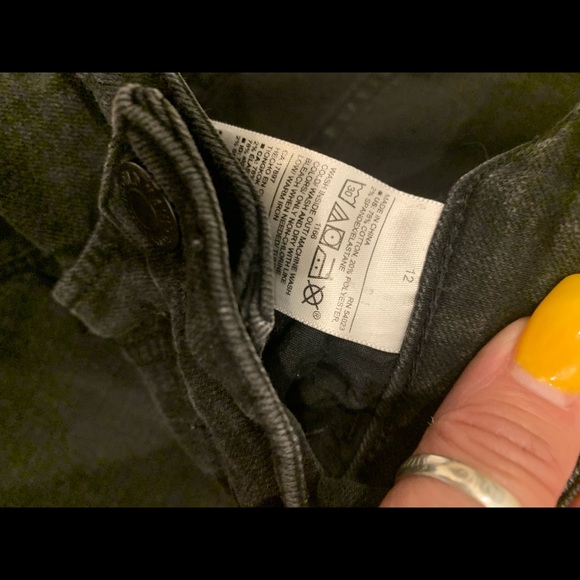 Old Navy Super Skinny black jeans Size 12 - Picture 5 of 6